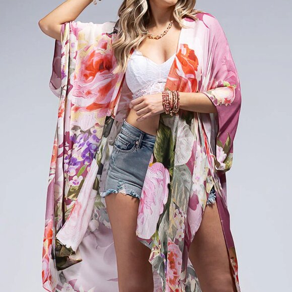 Dainty NYC Other - Rose Garden Dainty Floral Kimono